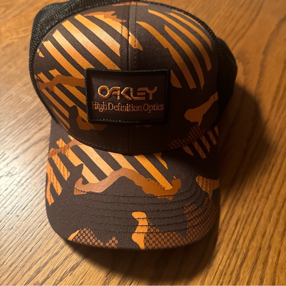 Oakley Brown and Orange Camo Cap